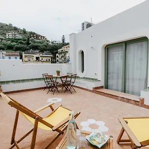 Homestay Casa Astura