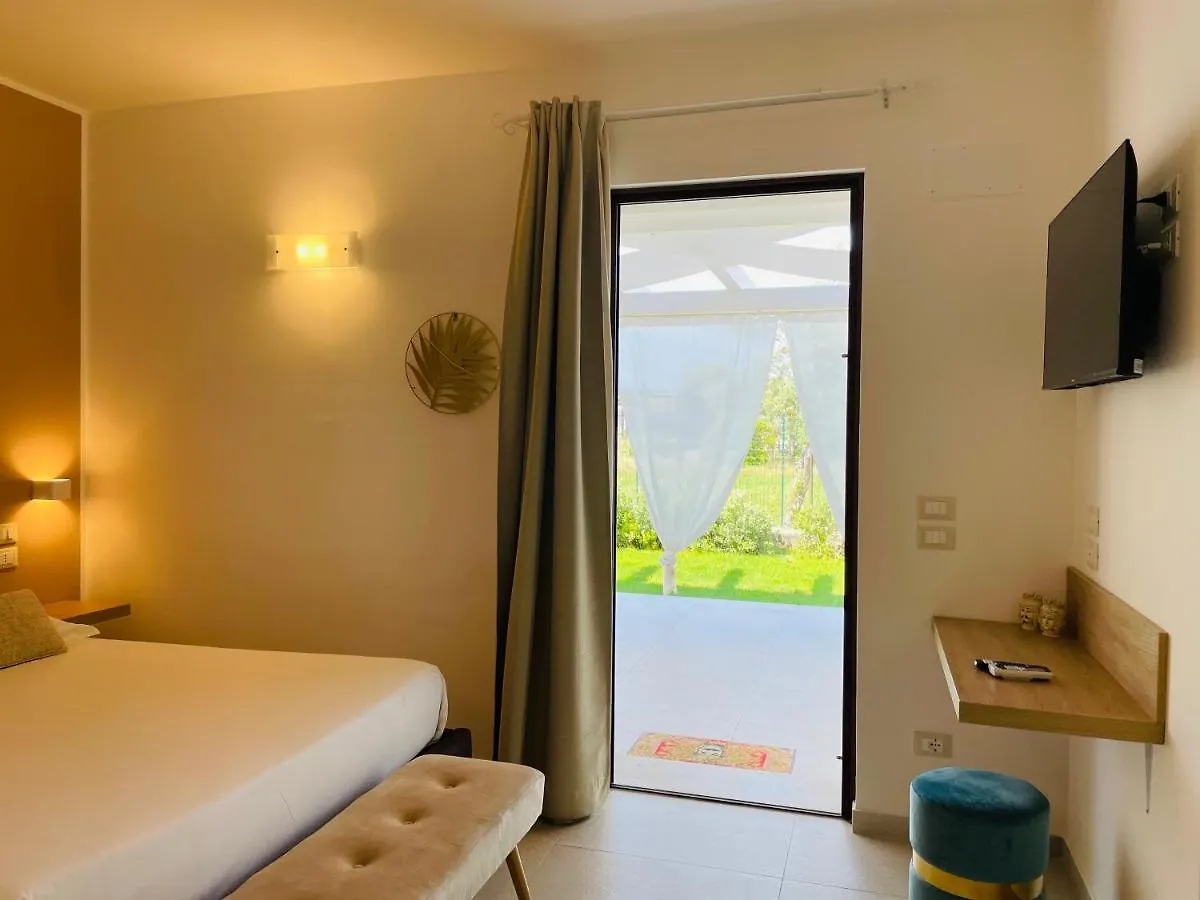 B&B Il Girasole Capo d'Orlando 3*,  Italy